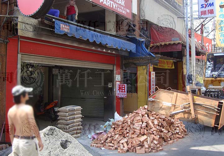 14/25 高雄.苓雅區(黃公館)13 工人用大型吊車吊沙料。